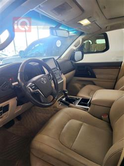 تويوتا لاندكروزر